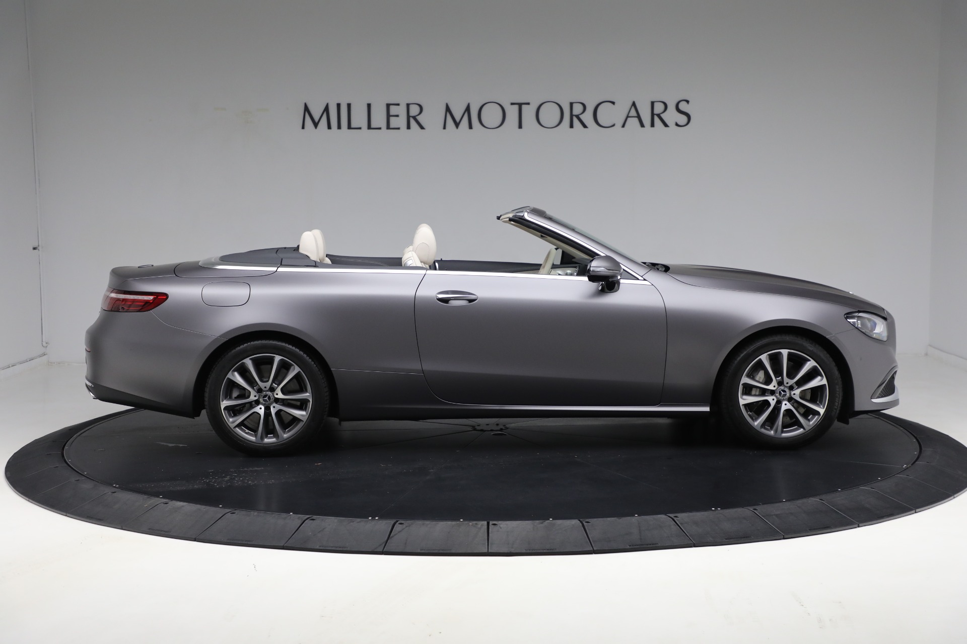 Used-2023-Mercedes-Benz-E-Class-E-450-4MATIC