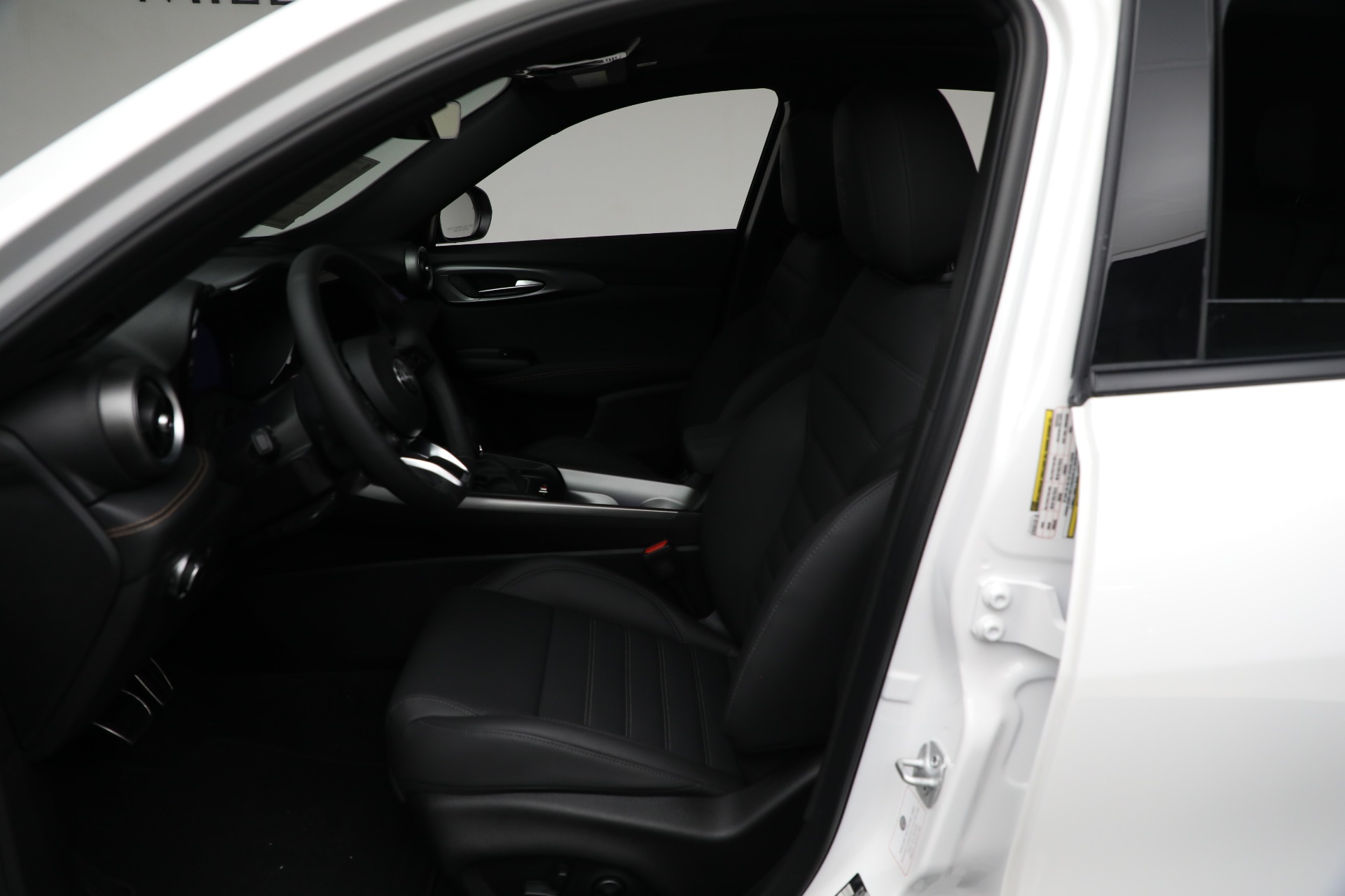 New-2025-Alfa-Romeo-Tonale-PHEV