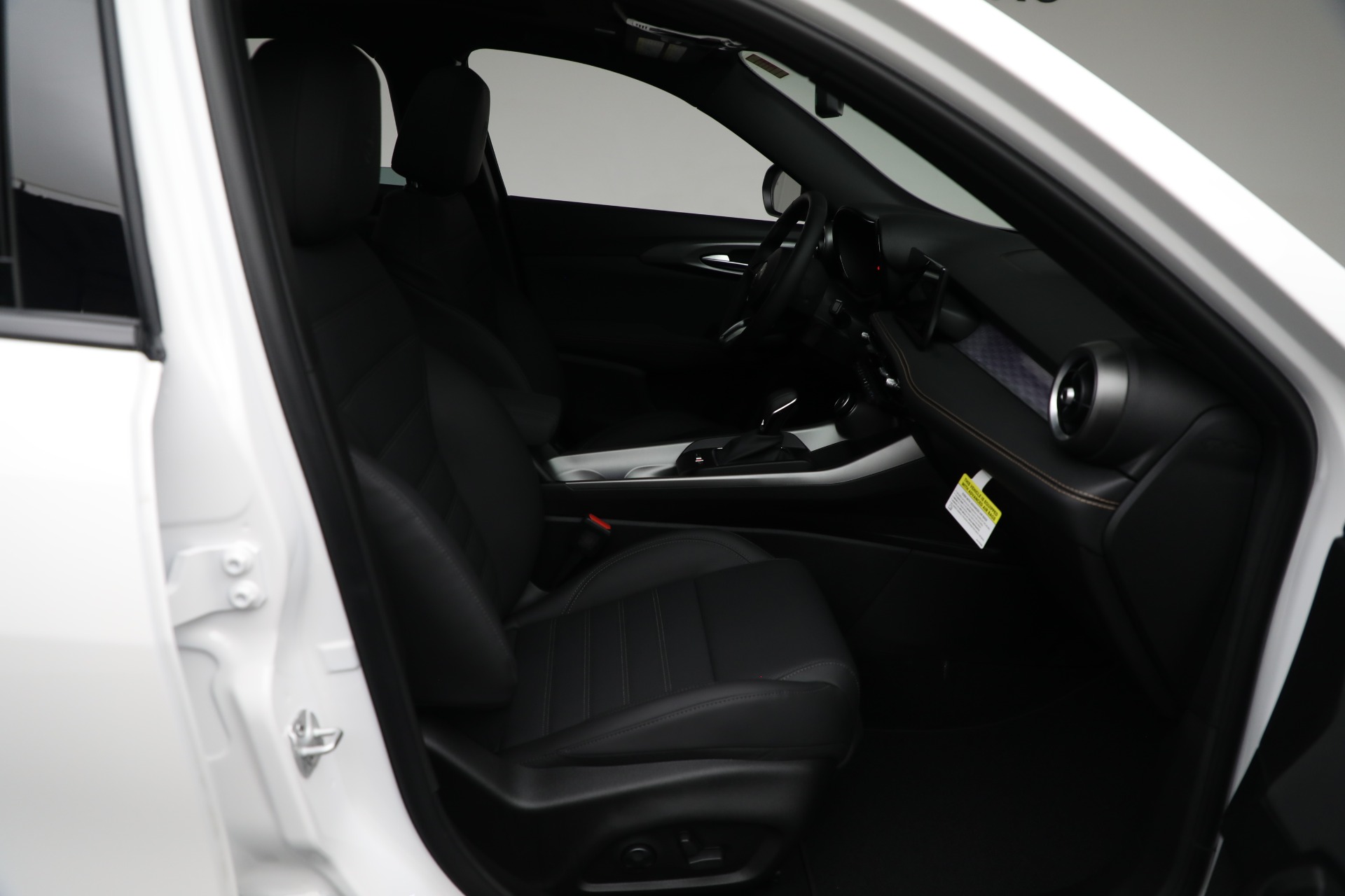 New-2025-Alfa-Romeo-Tonale-PHEV