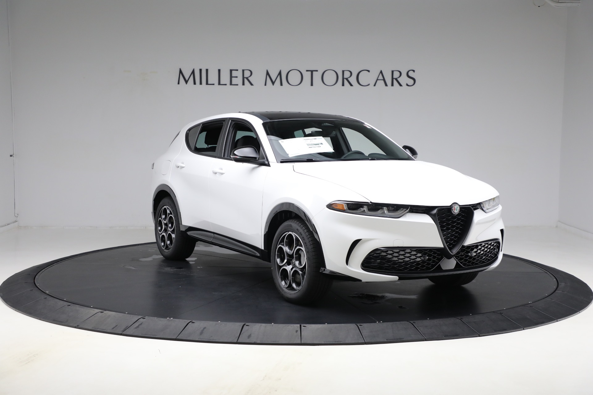 New-2025-Alfa-Romeo-Tonale-PHEV