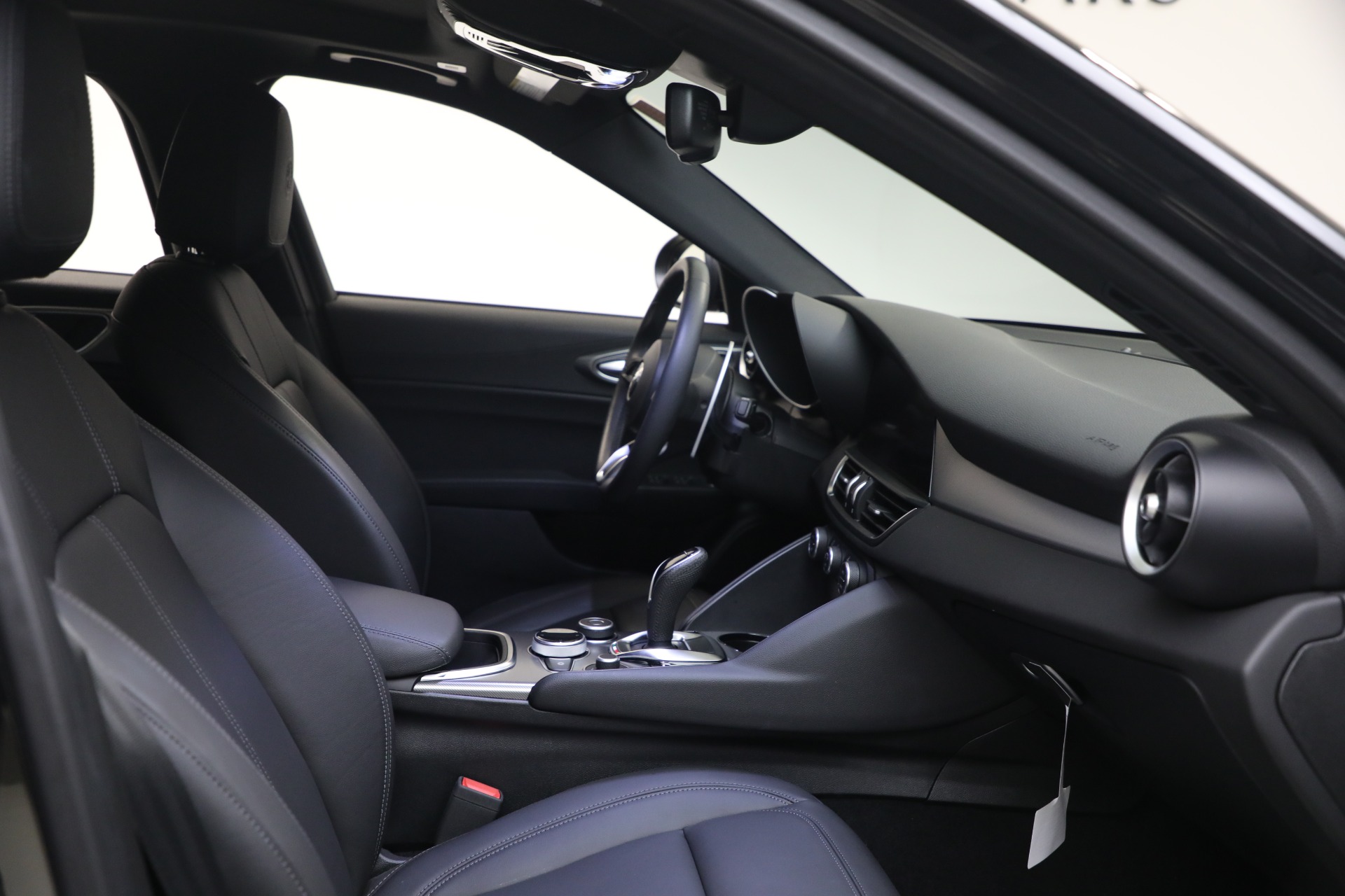 New-2025-Alfa-Romeo-Giulia-Sprint