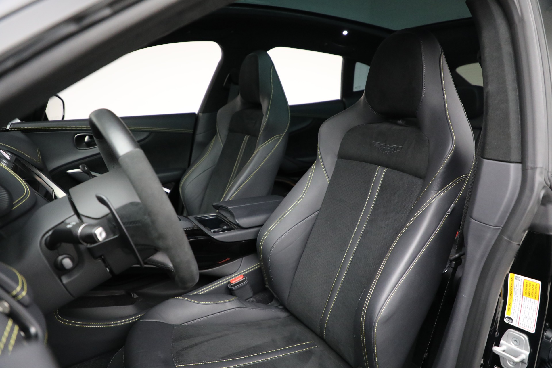 Used-2024-Aston-Martin-DBX-707