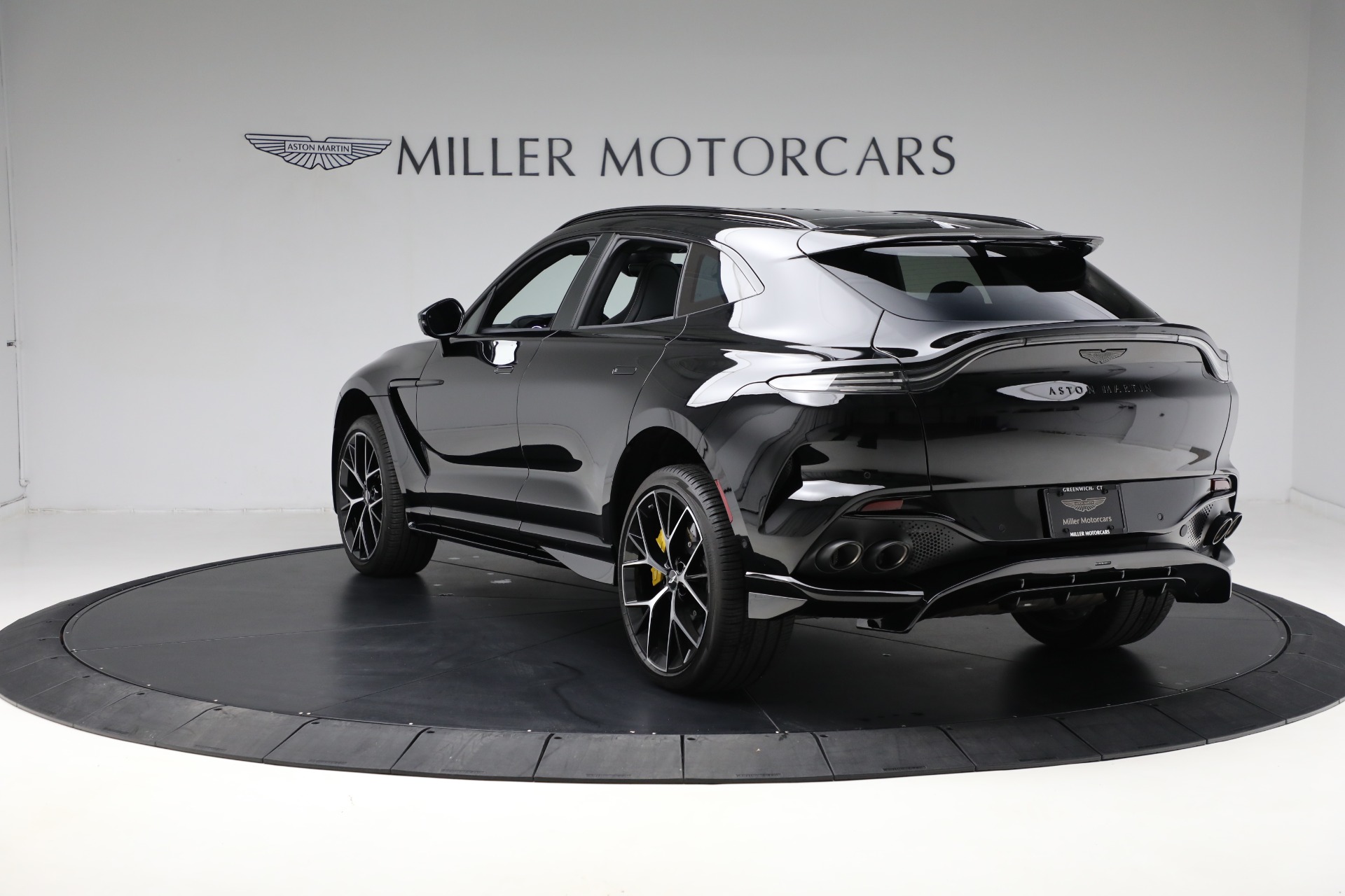 Used-2024-Aston-Martin-DBX-707