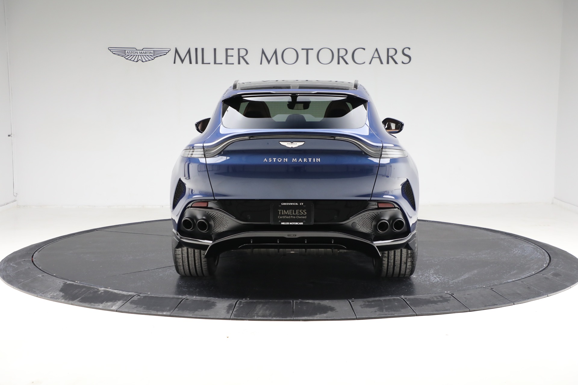 Used-2023-Aston-Martin-DBX-707