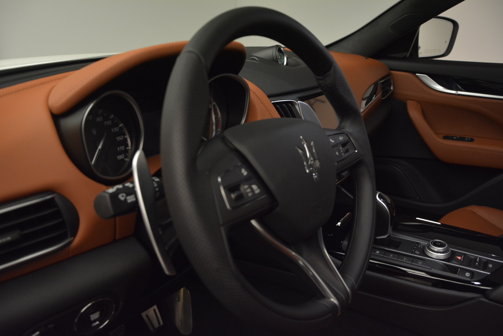 New-2017-Maserati-Levante