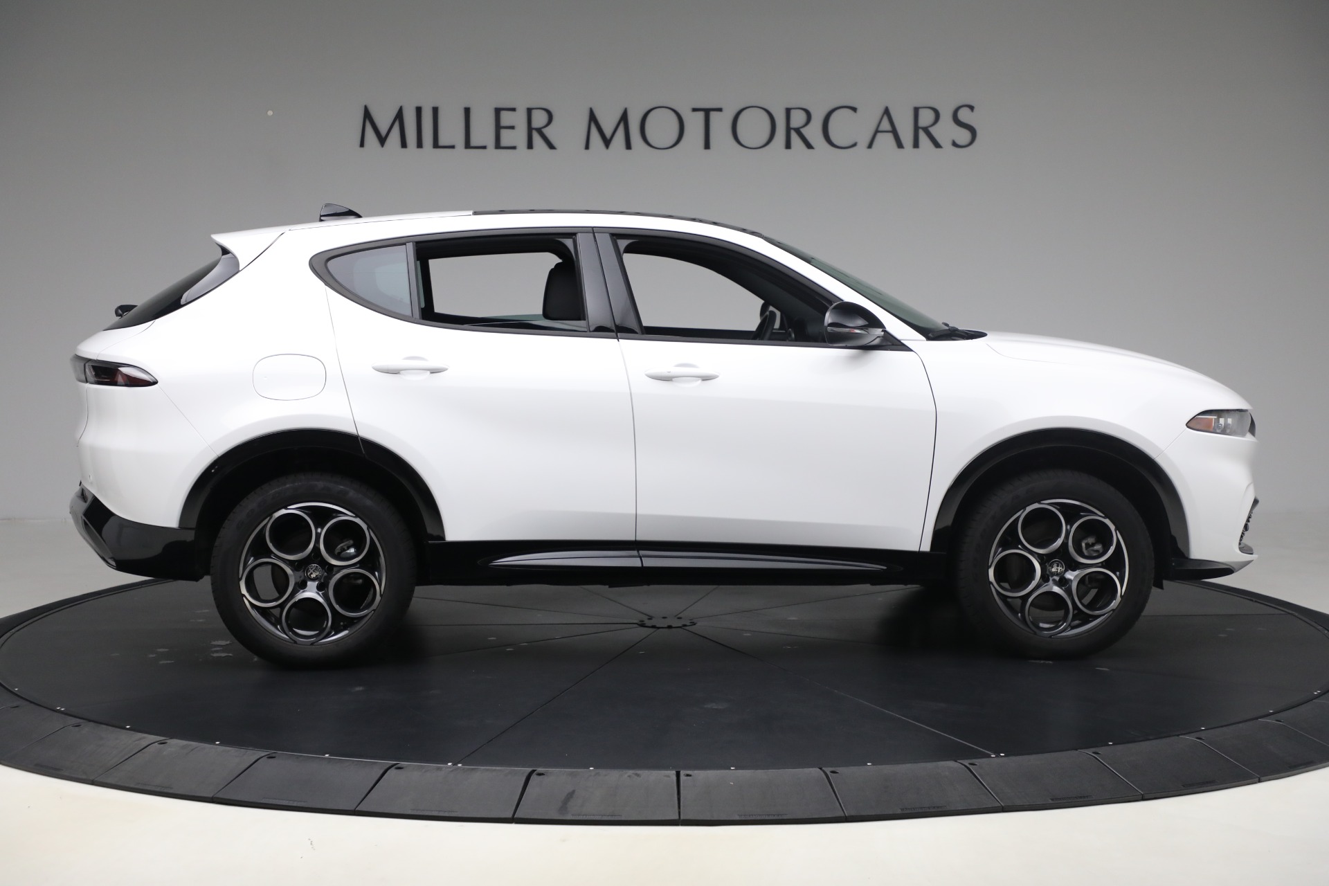 New-2025-Alfa-Romeo-Tonale