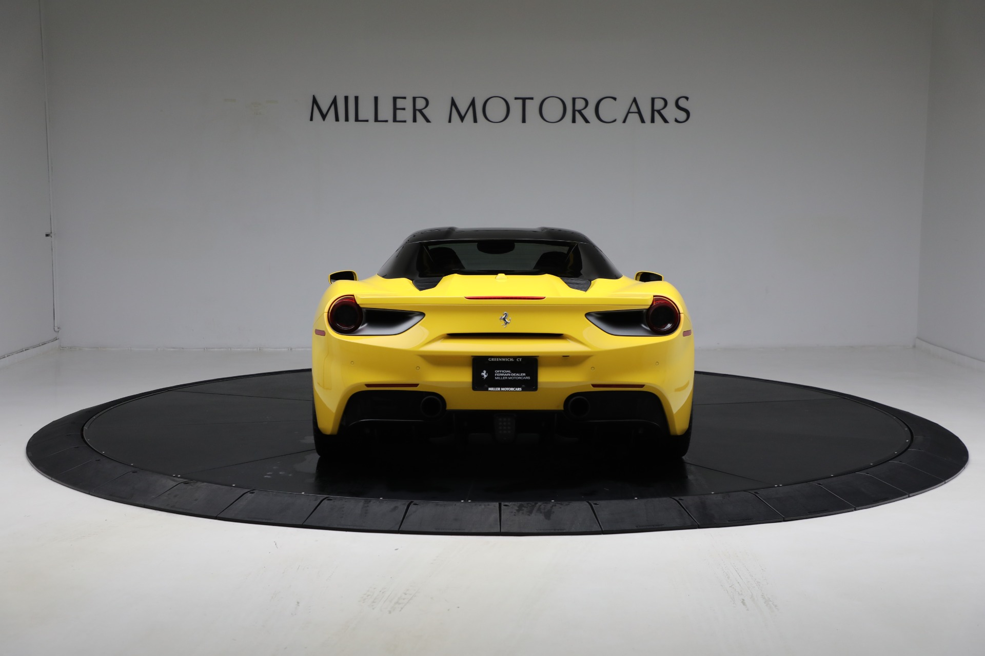 Used-2018-Ferrari-488-Spider