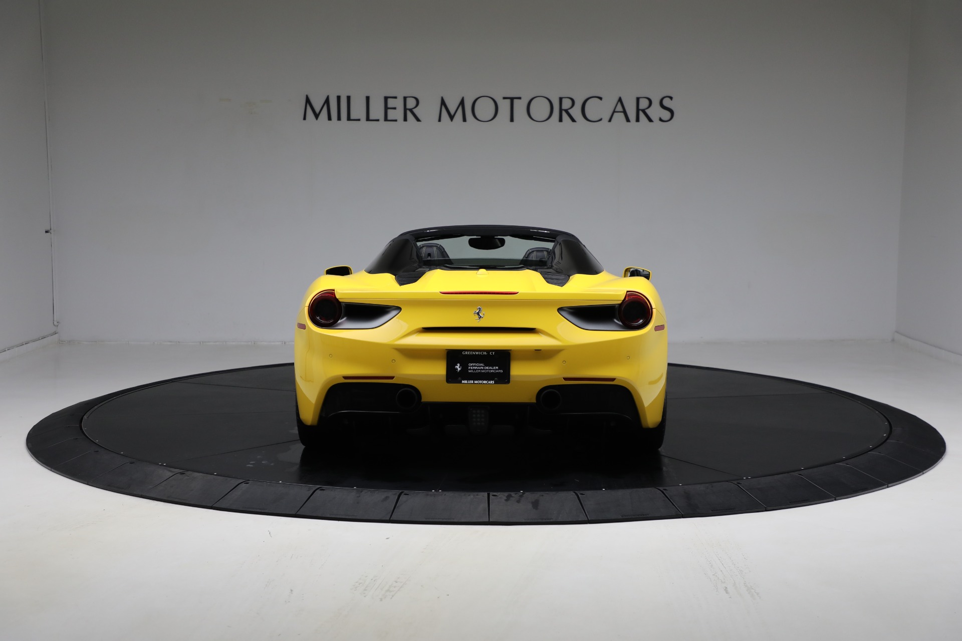 Used-2018-Ferrari-488-Spider