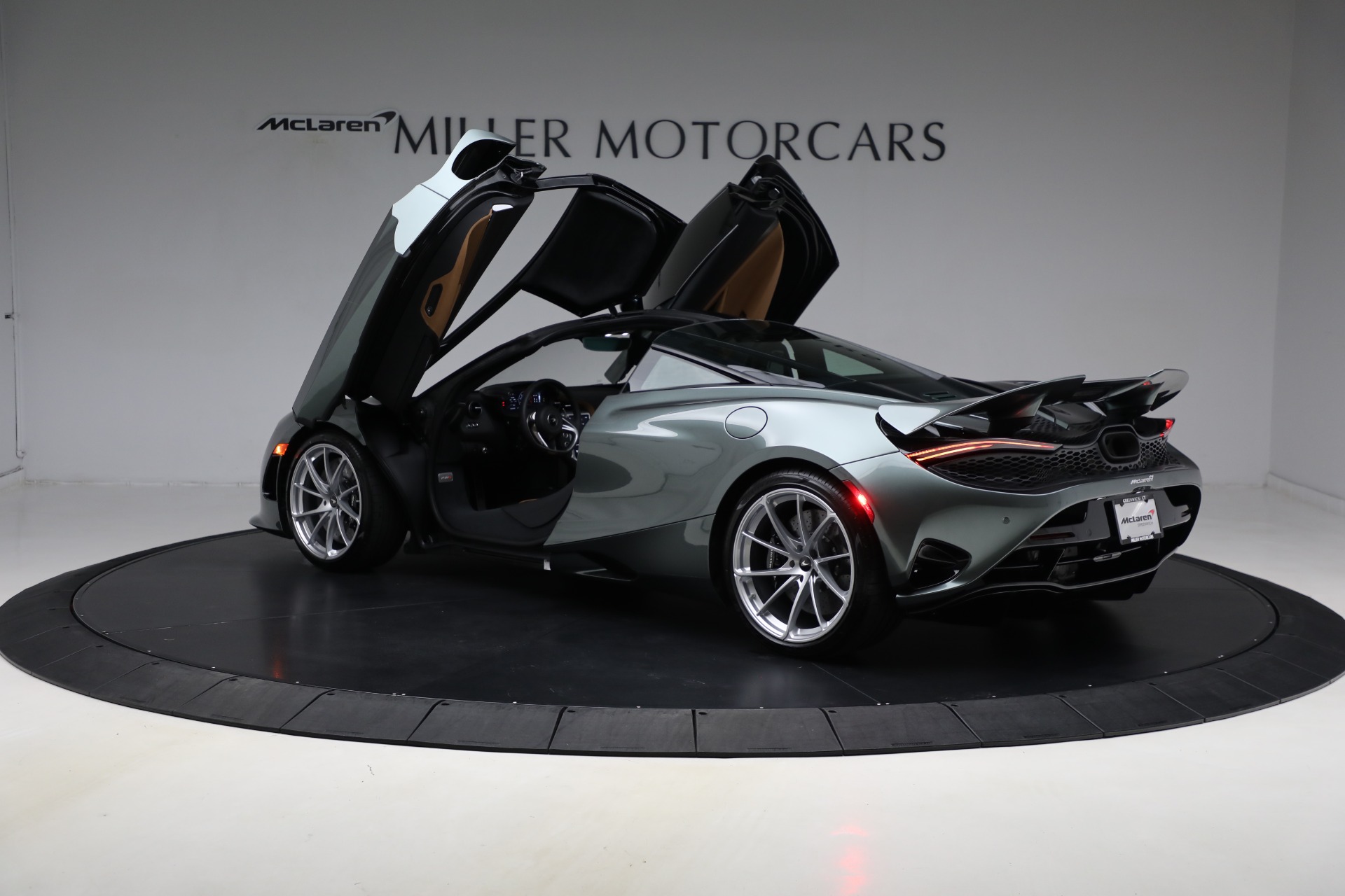 New-2025-McLaren-750S-TechLux