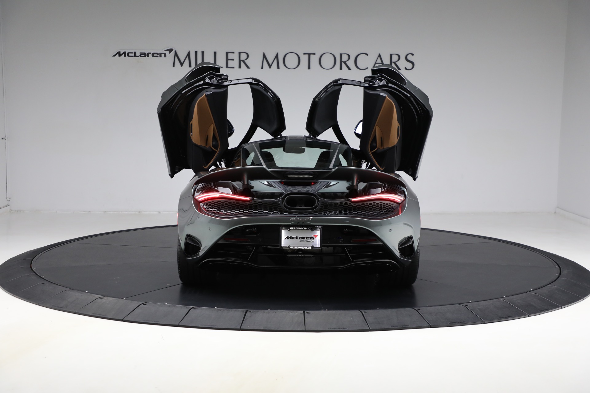 New-2025-McLaren-750S-TechLux