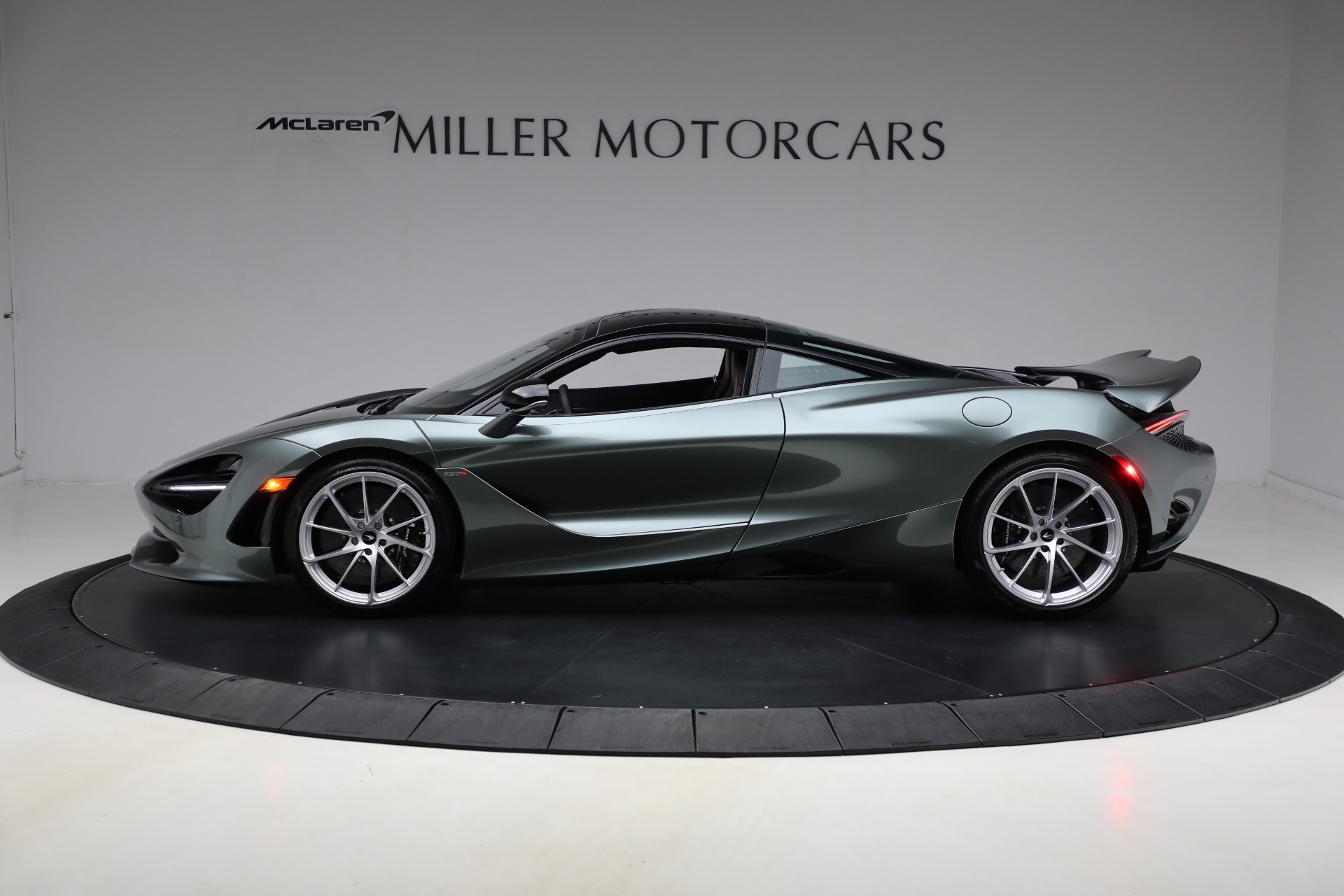 New-2025-McLaren-750S-TechLux