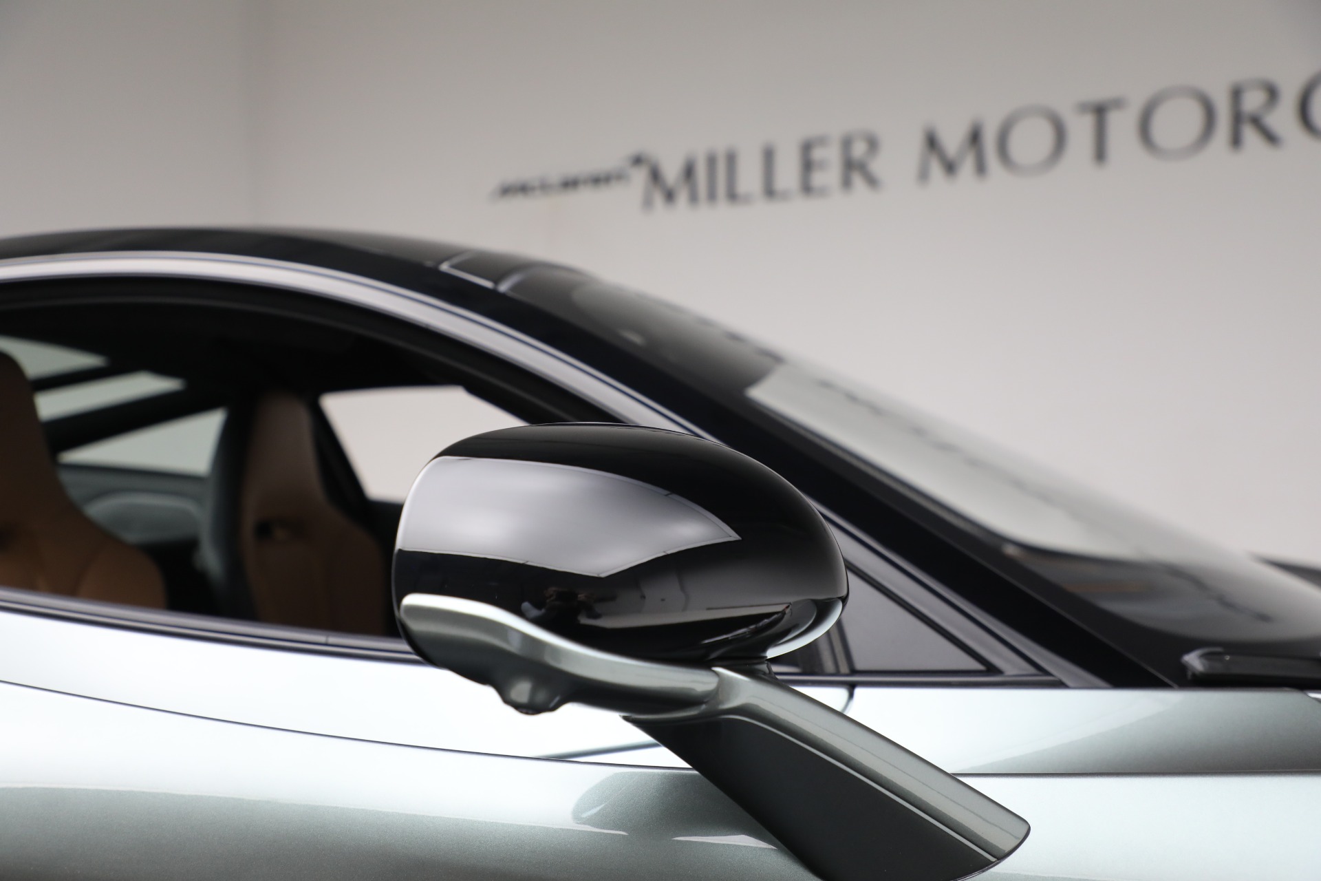 New-2025-McLaren-750S-TechLux