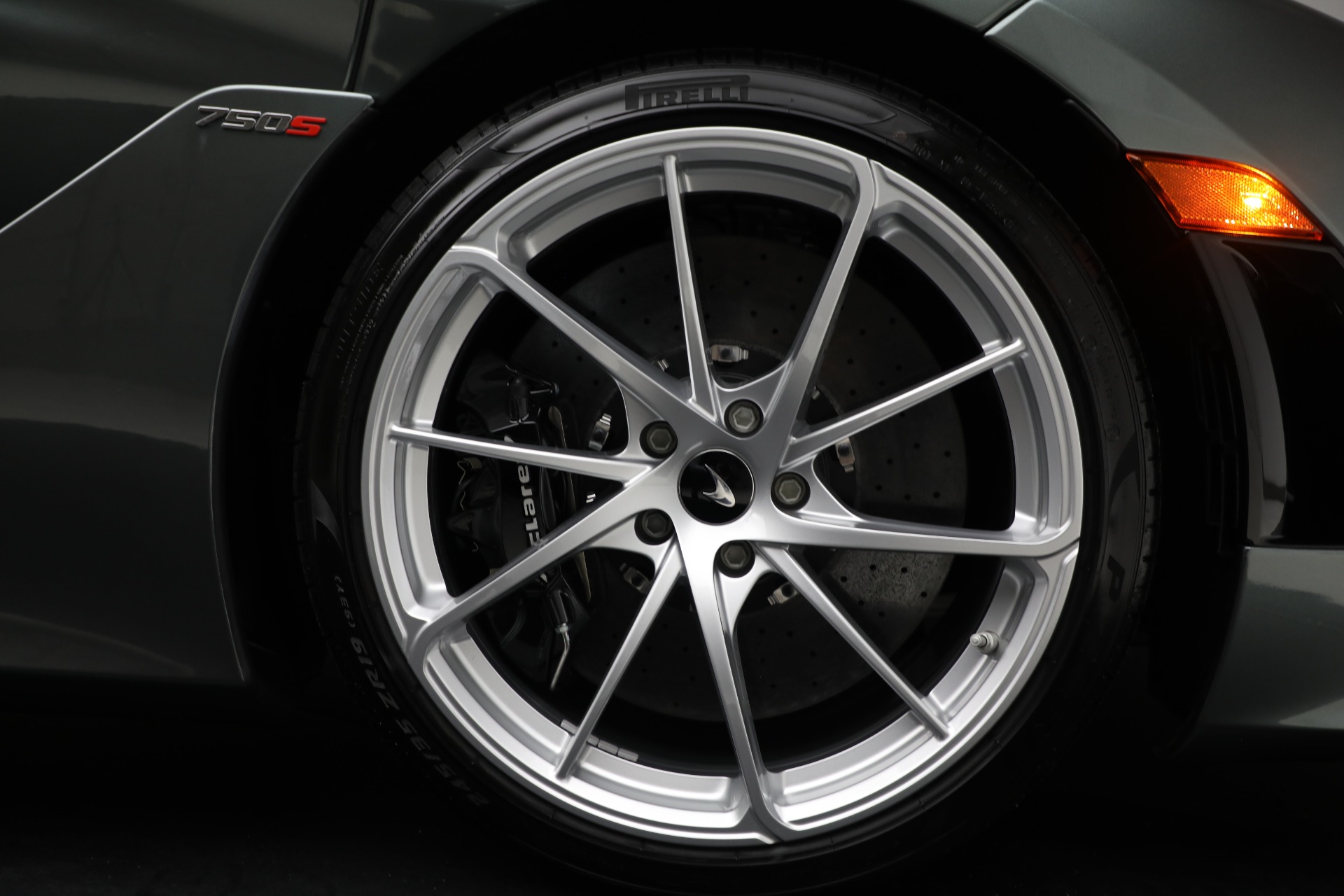 New-2025-McLaren-750S-TechLux