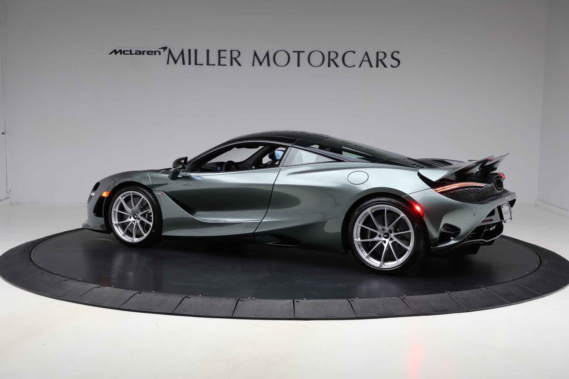 New-2025-McLaren-750S-TechLux