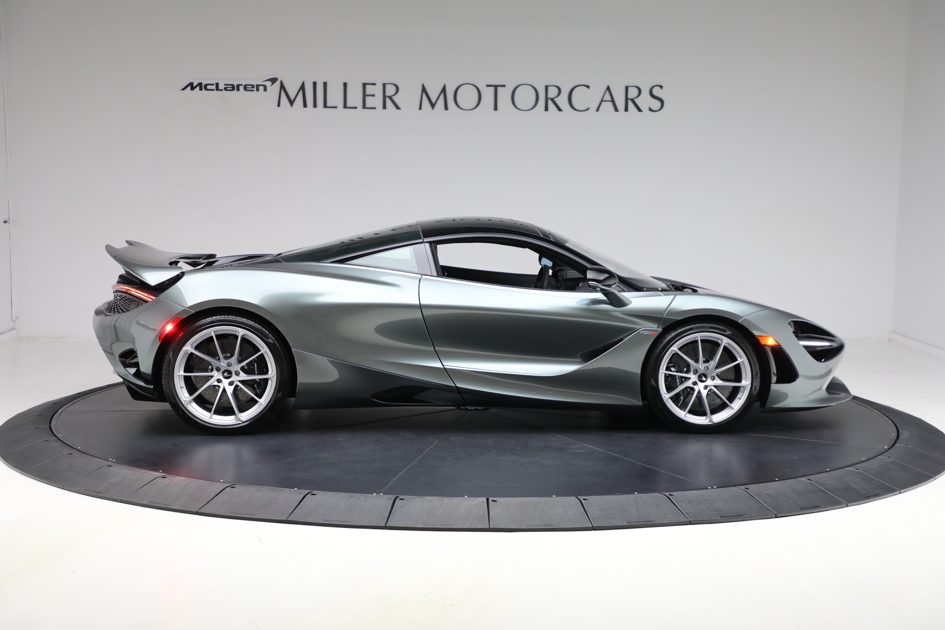 New-2025-McLaren-750S-TechLux