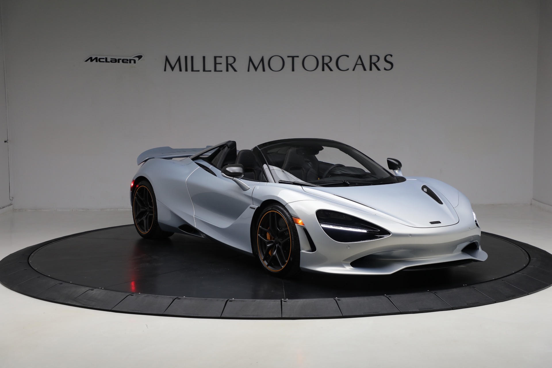 New-2025-McLaren-750S-Spider-TechLux