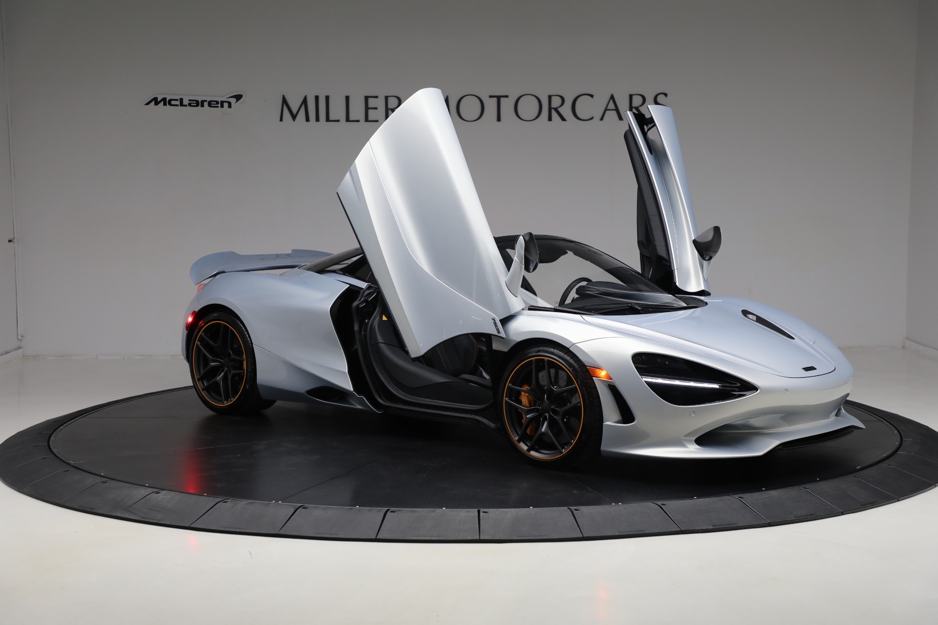 New-2025-McLaren-750S-Spider-TechLux