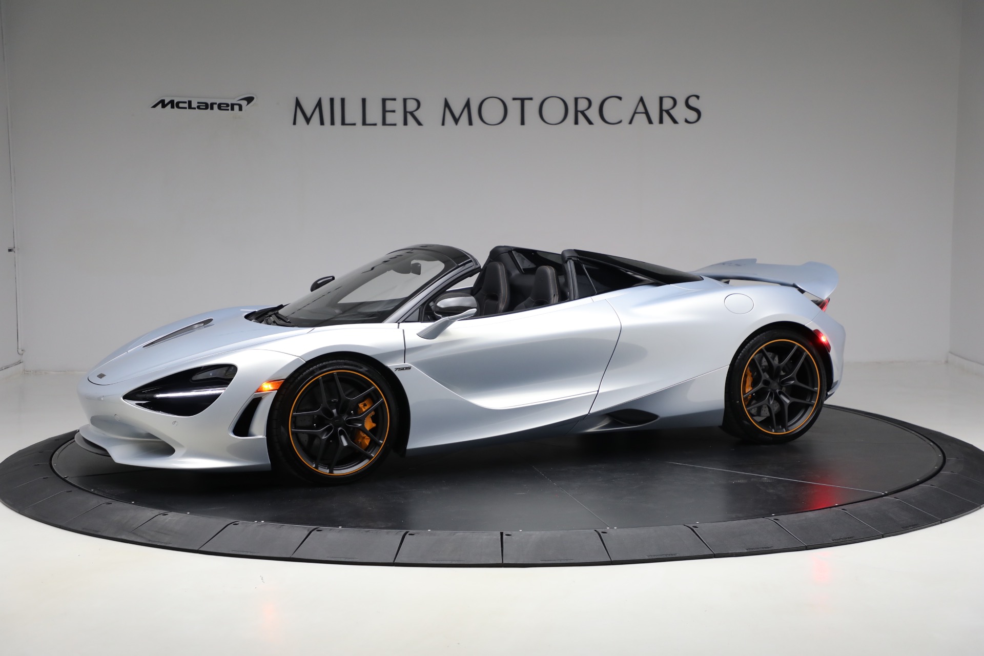 New-2025-McLaren-750S-Spider-TechLux