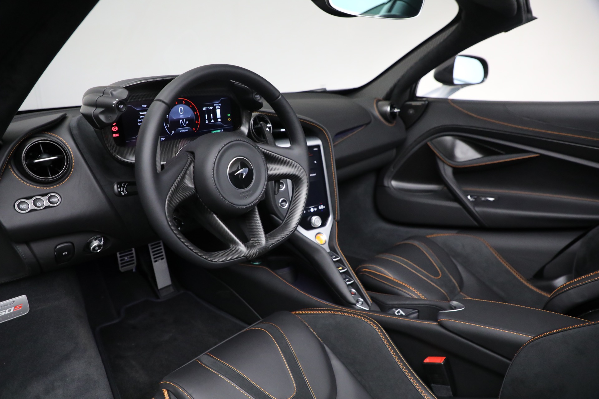 New-2025-McLaren-750S-Spider-TechLux