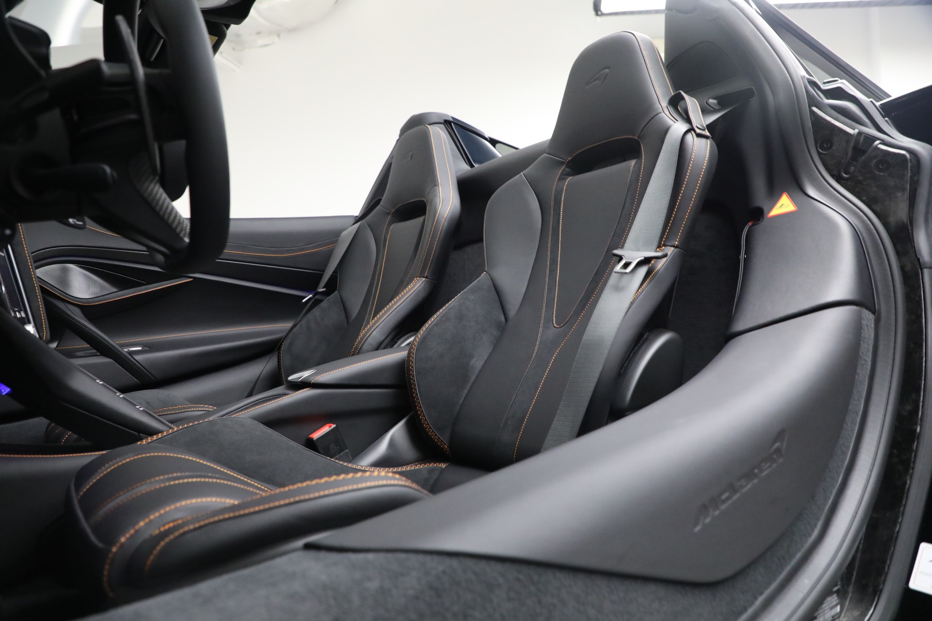 New-2025-McLaren-750S-Spider-TechLux