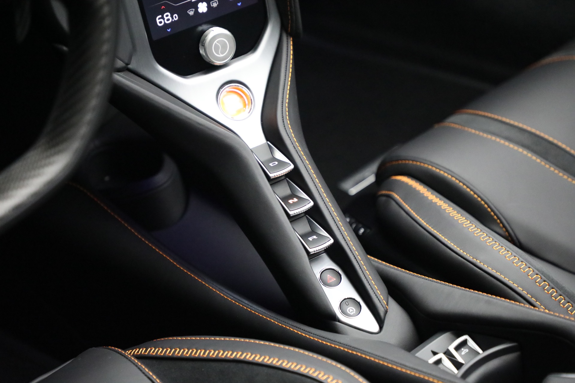 New-2025-McLaren-750S-Spider-TechLux