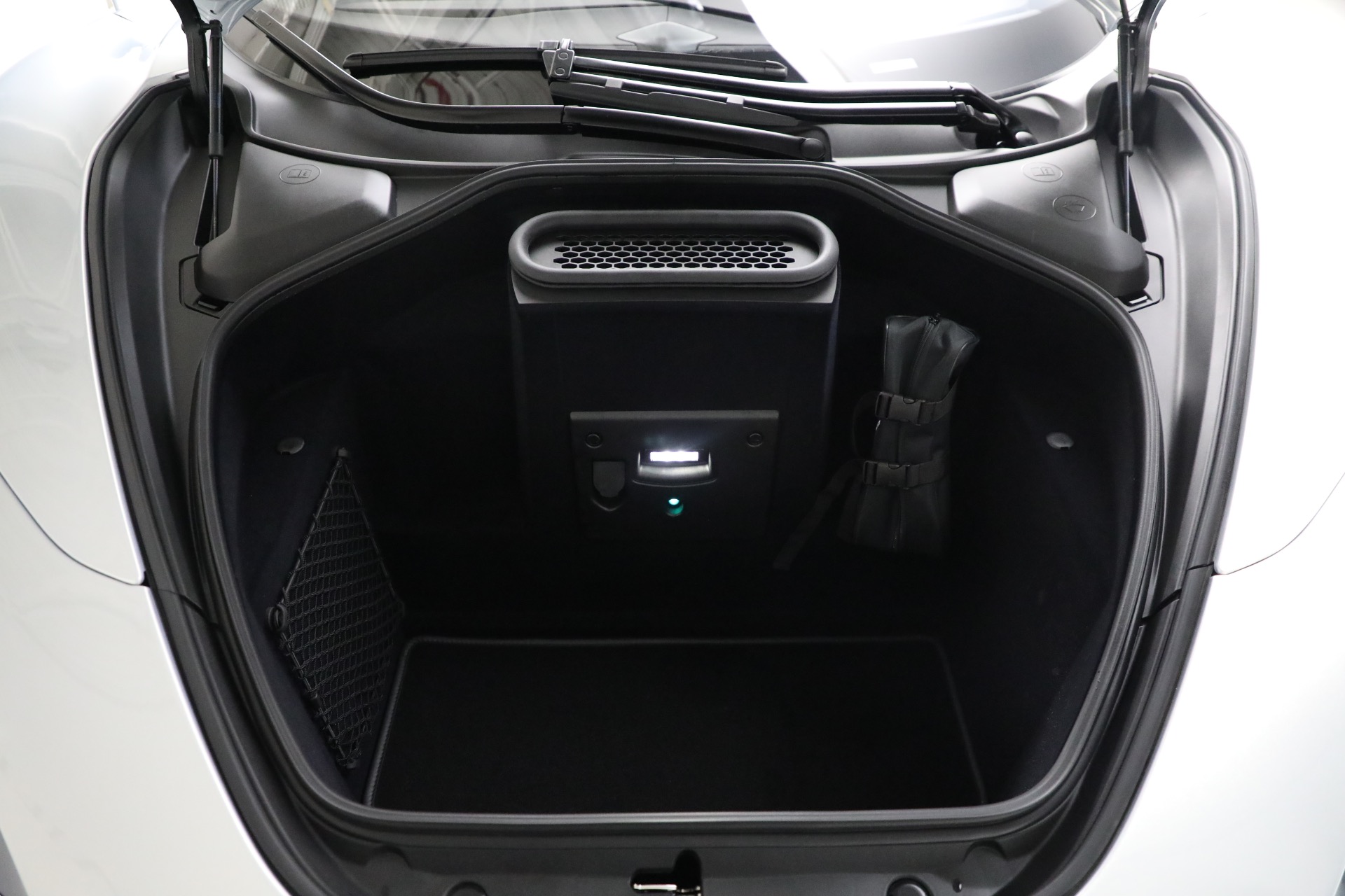 New-2025-McLaren-750S-Spider-TechLux