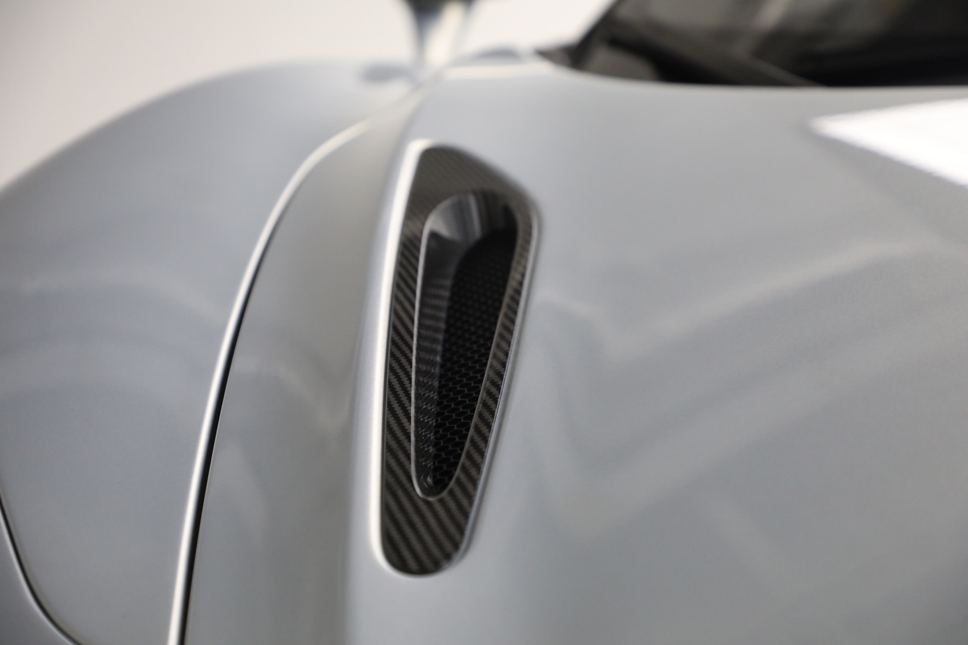 New-2025-McLaren-750S-Spider-TechLux