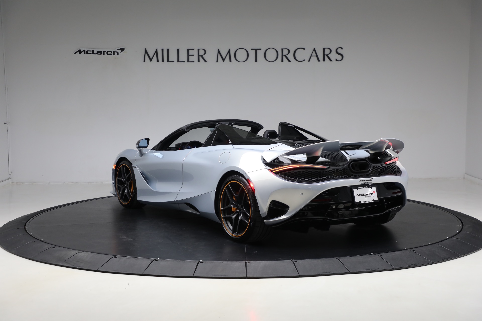 New-2025-McLaren-750S-Spider-TechLux