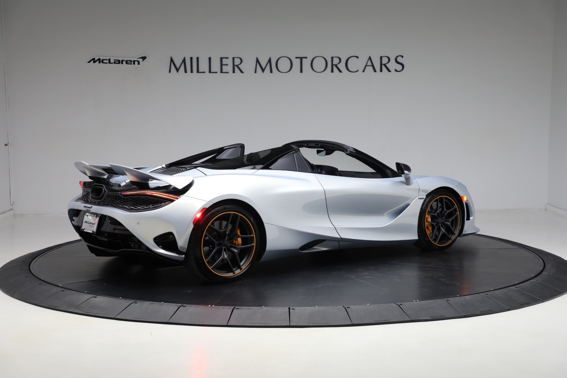 New-2025-McLaren-750S-Spider-TechLux