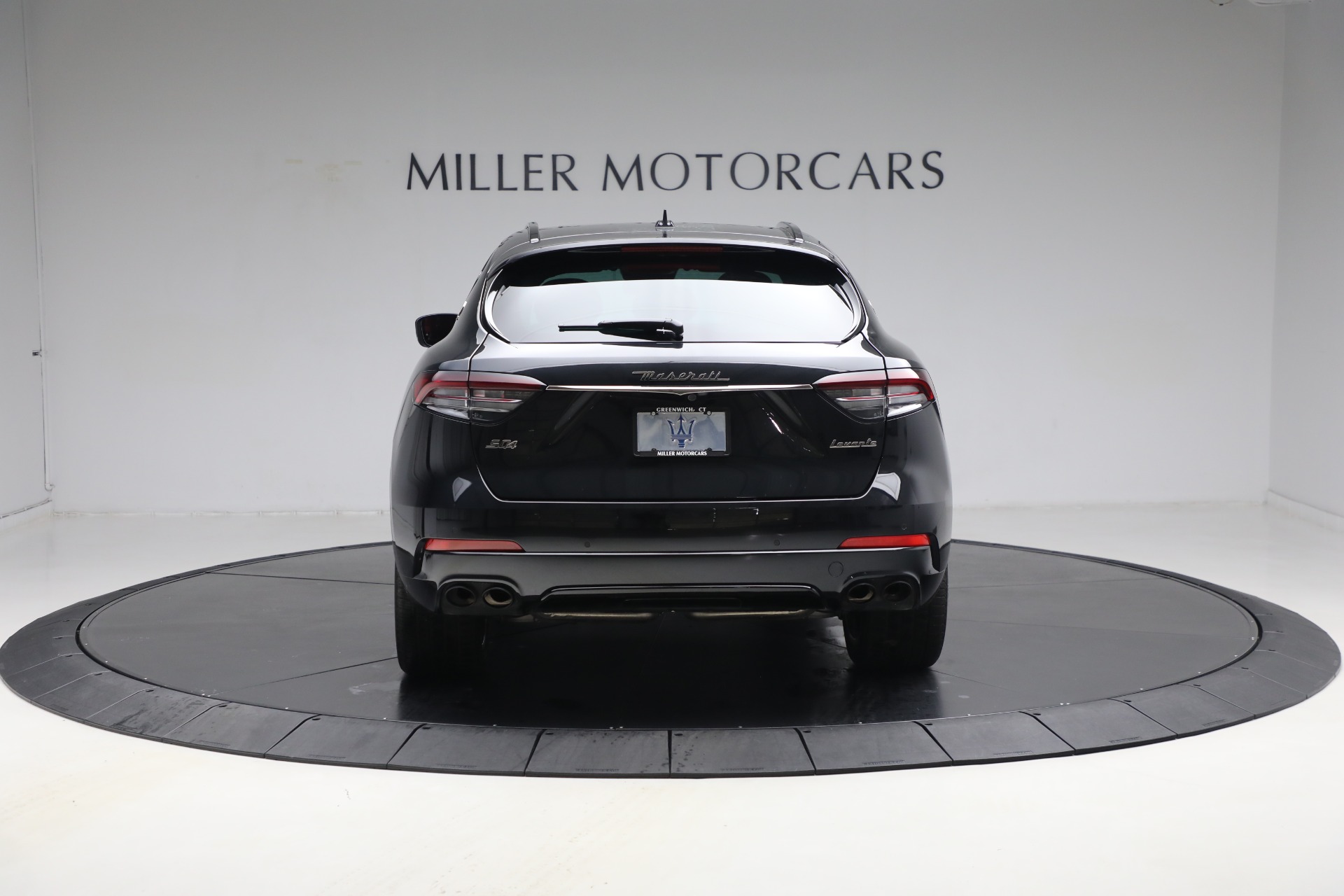 Used-2021-Maserati-Levante-S