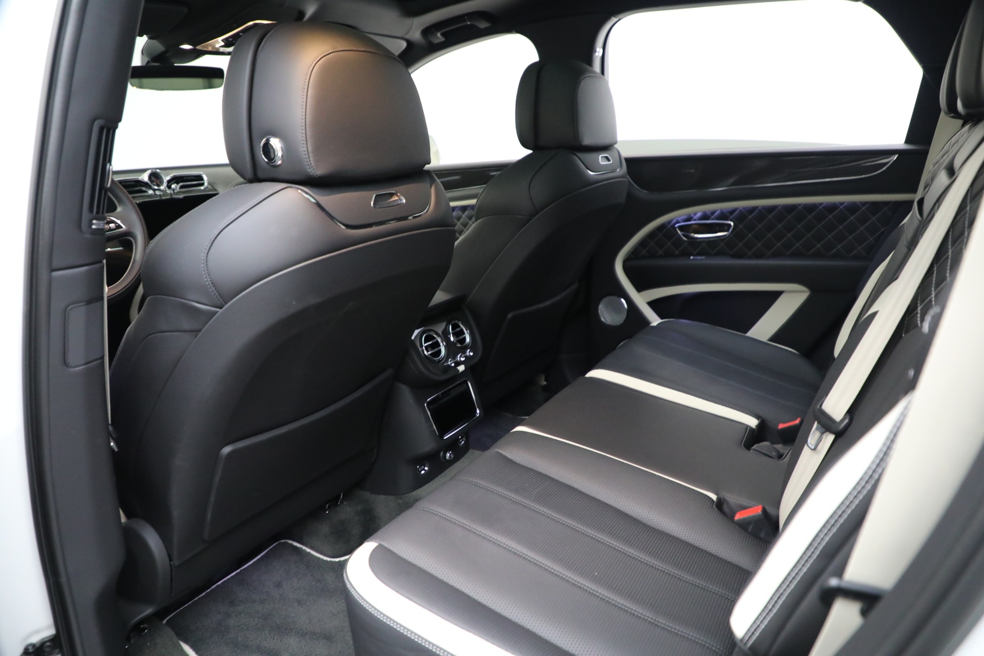 Used-2023-Bentley-Bentayga-Speed