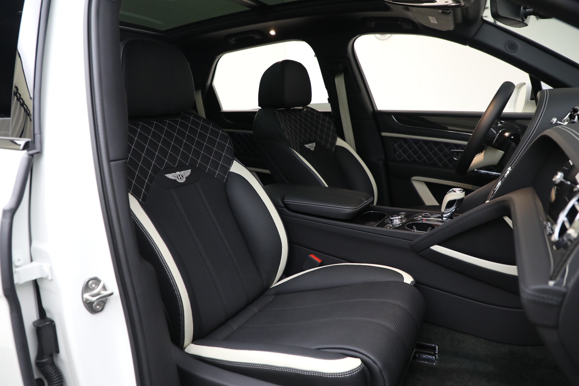 Used-2023-Bentley-Bentayga-Speed