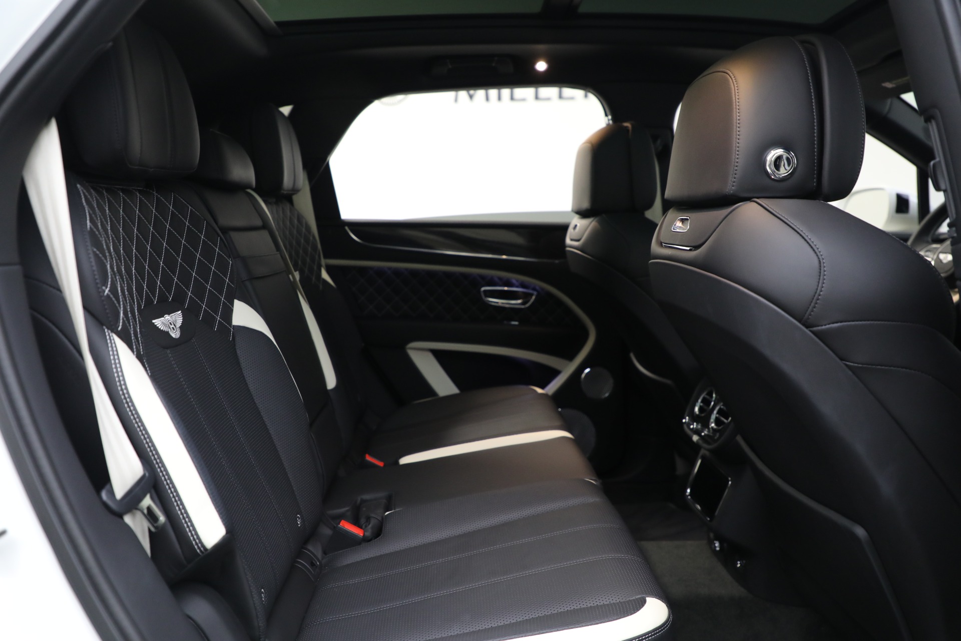 Used-2023-Bentley-Bentayga-Speed