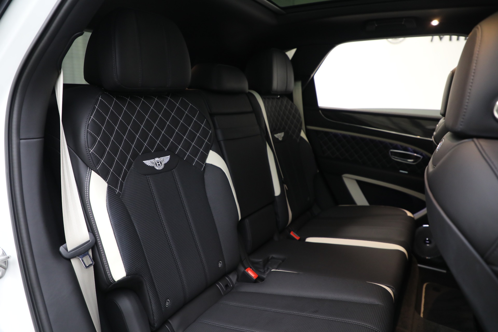 Used-2023-Bentley-Bentayga-Speed