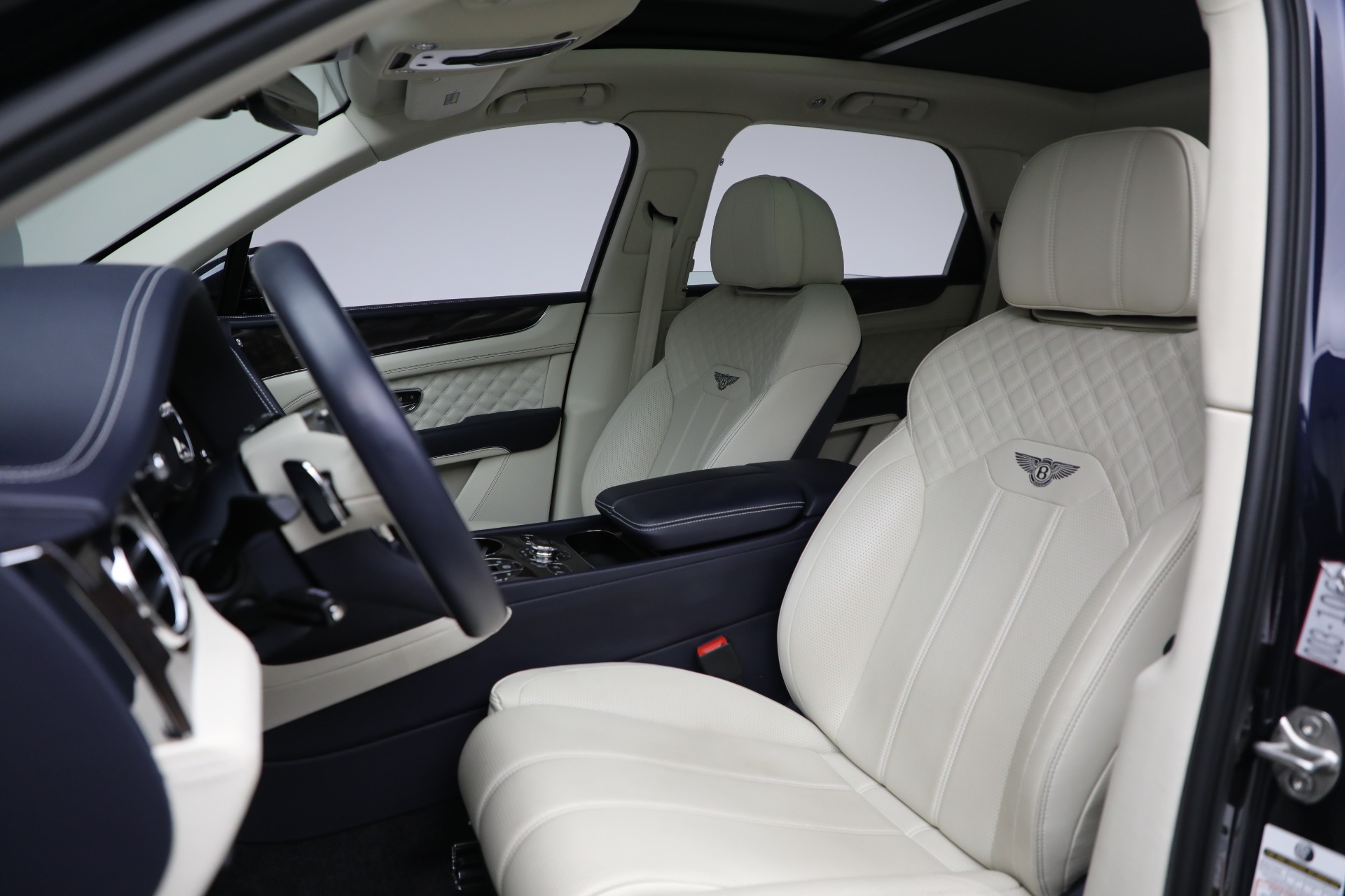 Used-2021-Bentley-Bentayga-Speed