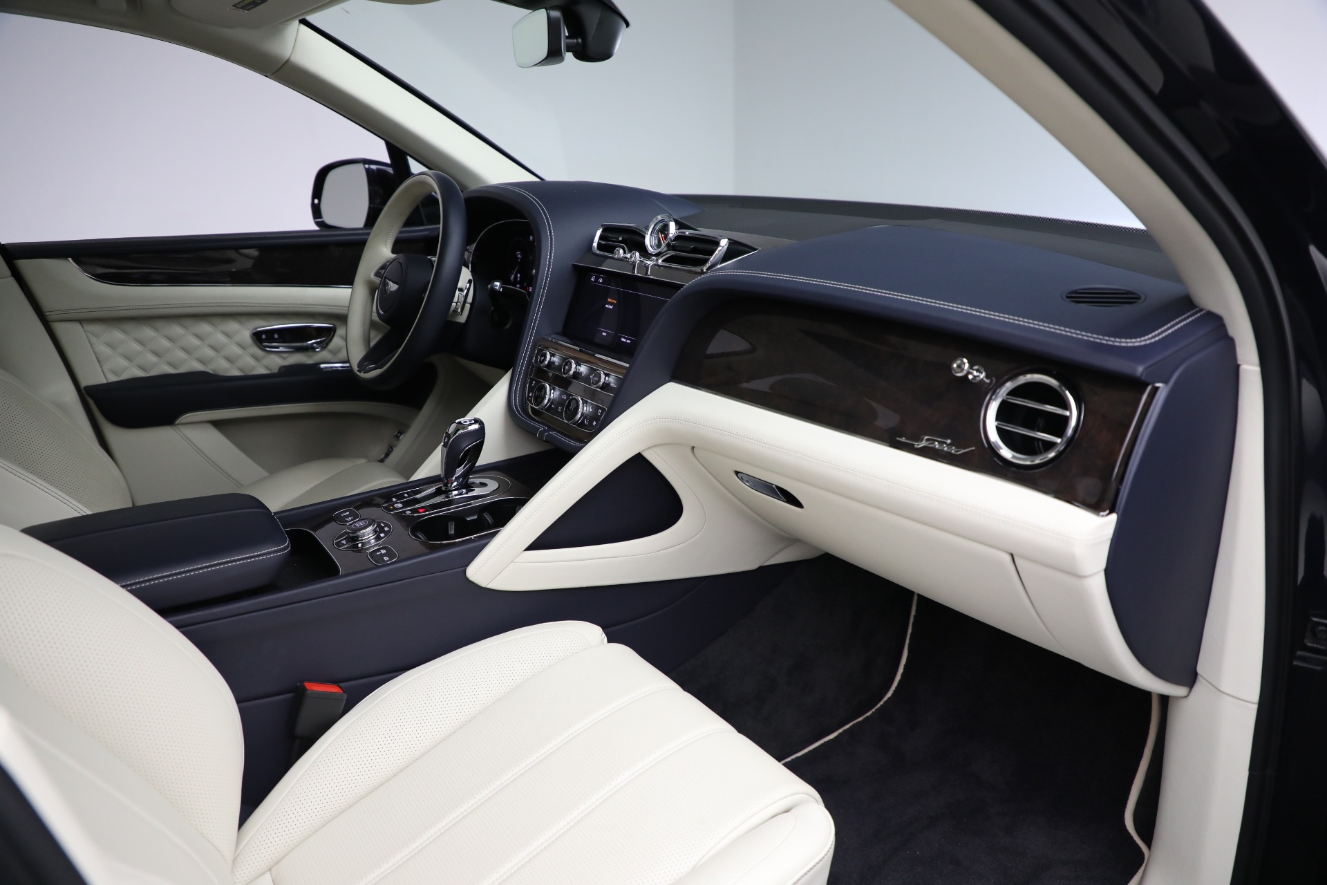 Used-2021-Bentley-Bentayga-Speed