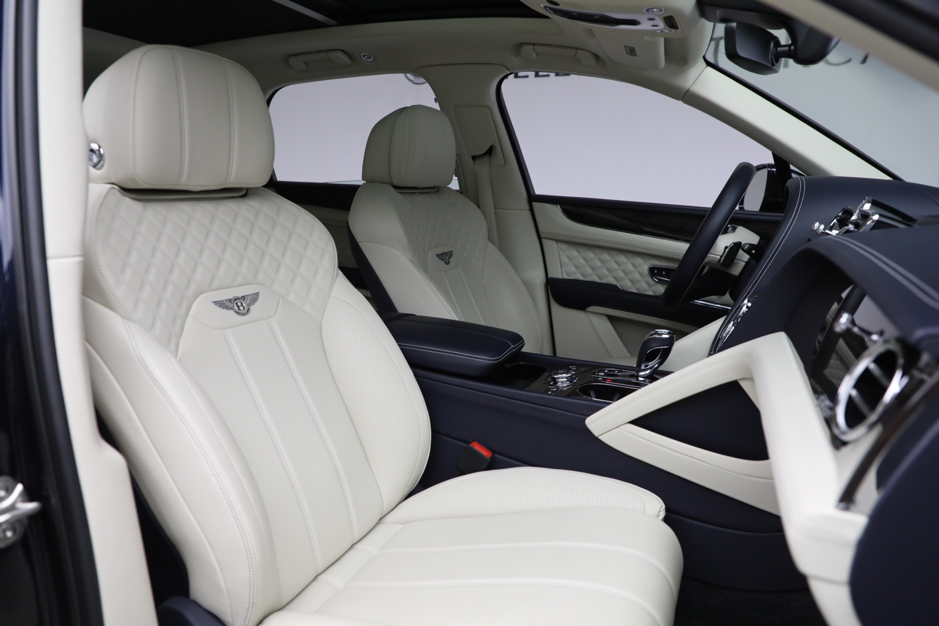 Used-2021-Bentley-Bentayga-Speed