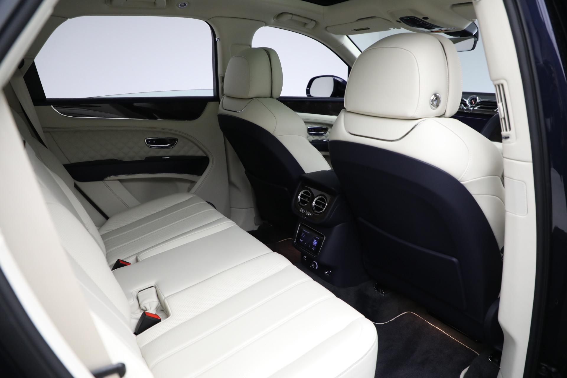 Used-2021-Bentley-Bentayga-Speed