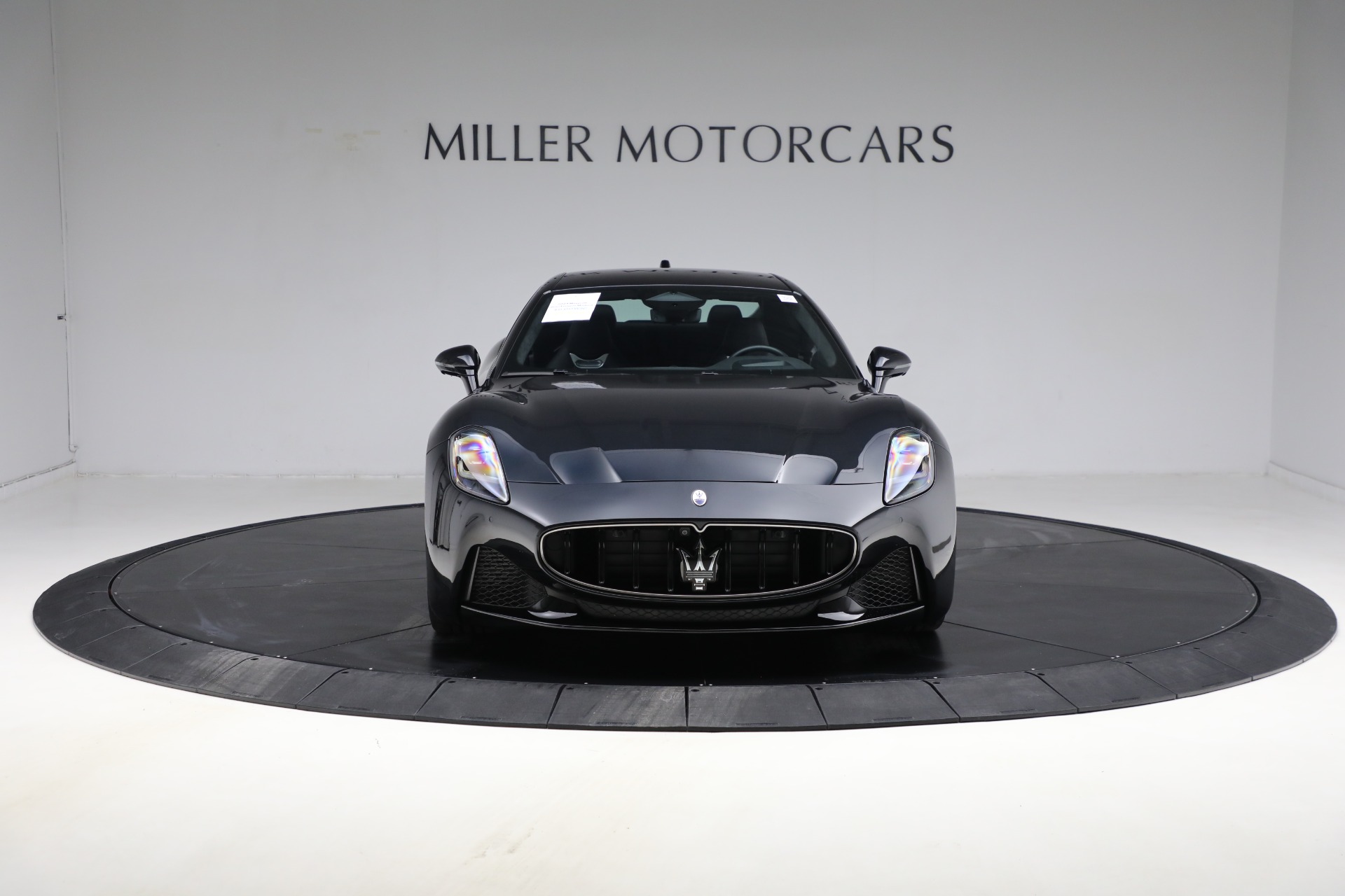 New-2024-Maserati-GranTurismo-Modena