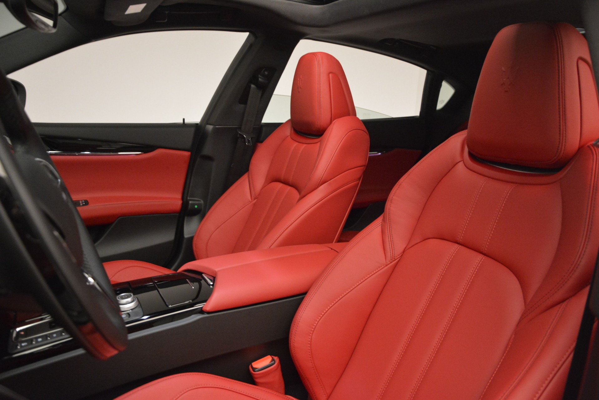 New-2017-Maserati-Quattroporte-S-Q4-GranSport