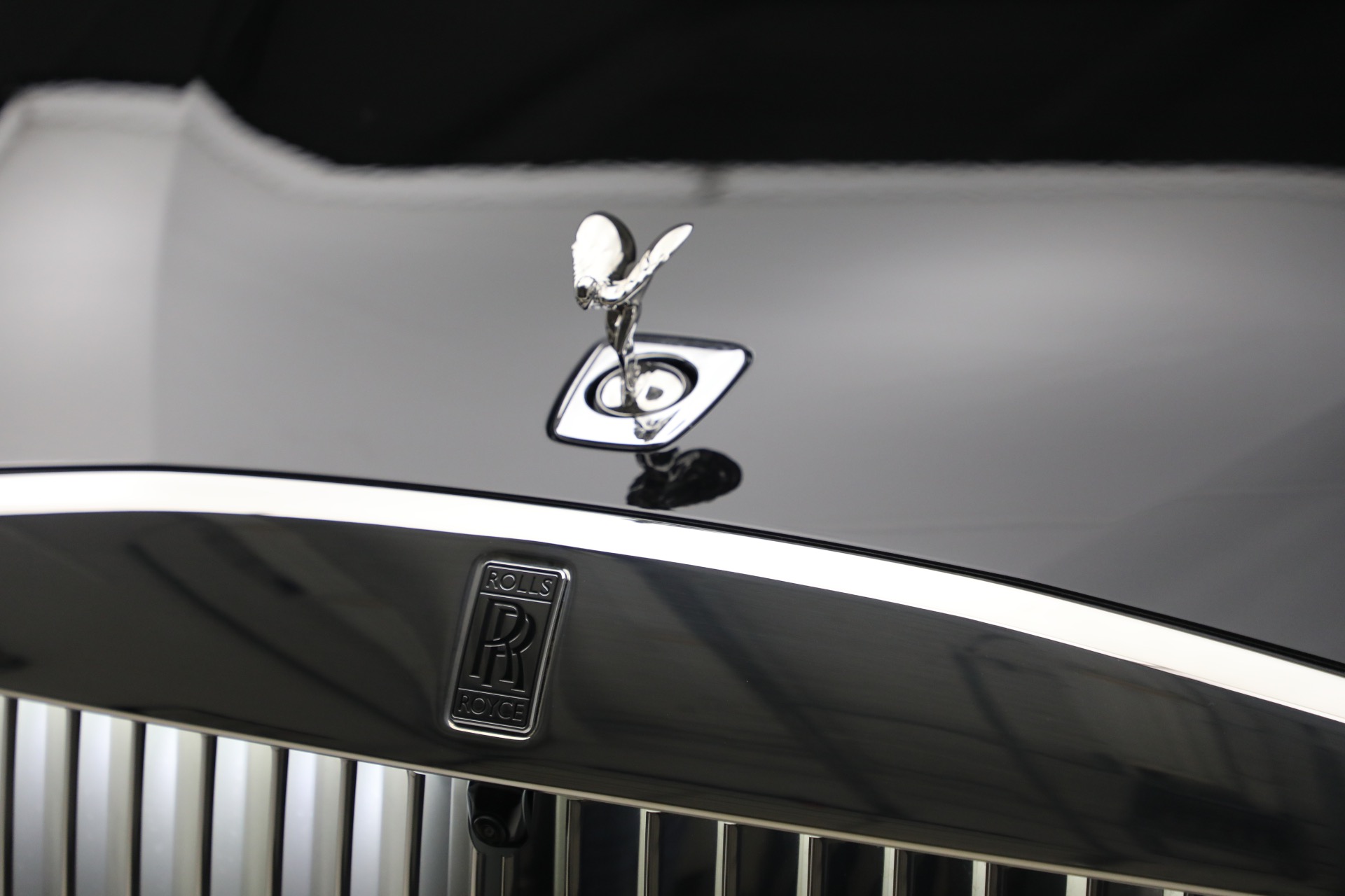 Used-2025-Rolls-Royce-Spectre