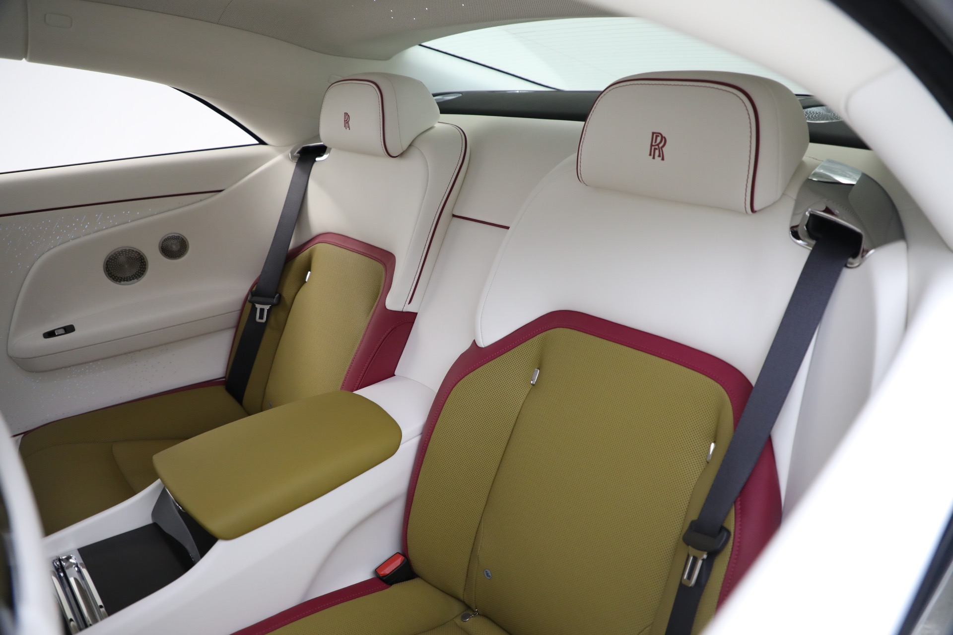 Used-2025-Rolls-Royce-Spectre