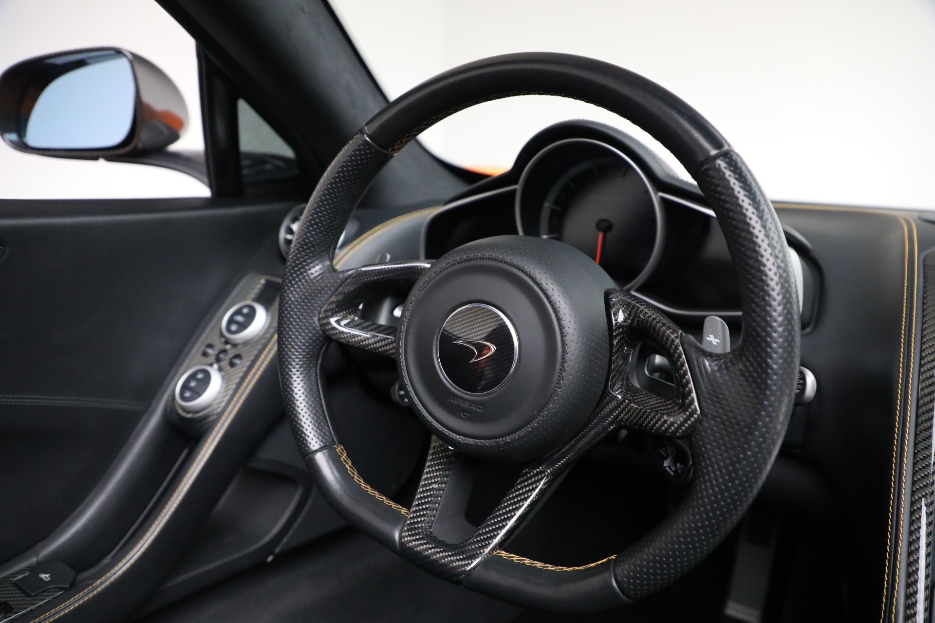 Used-2016-McLaren-650S-Spider