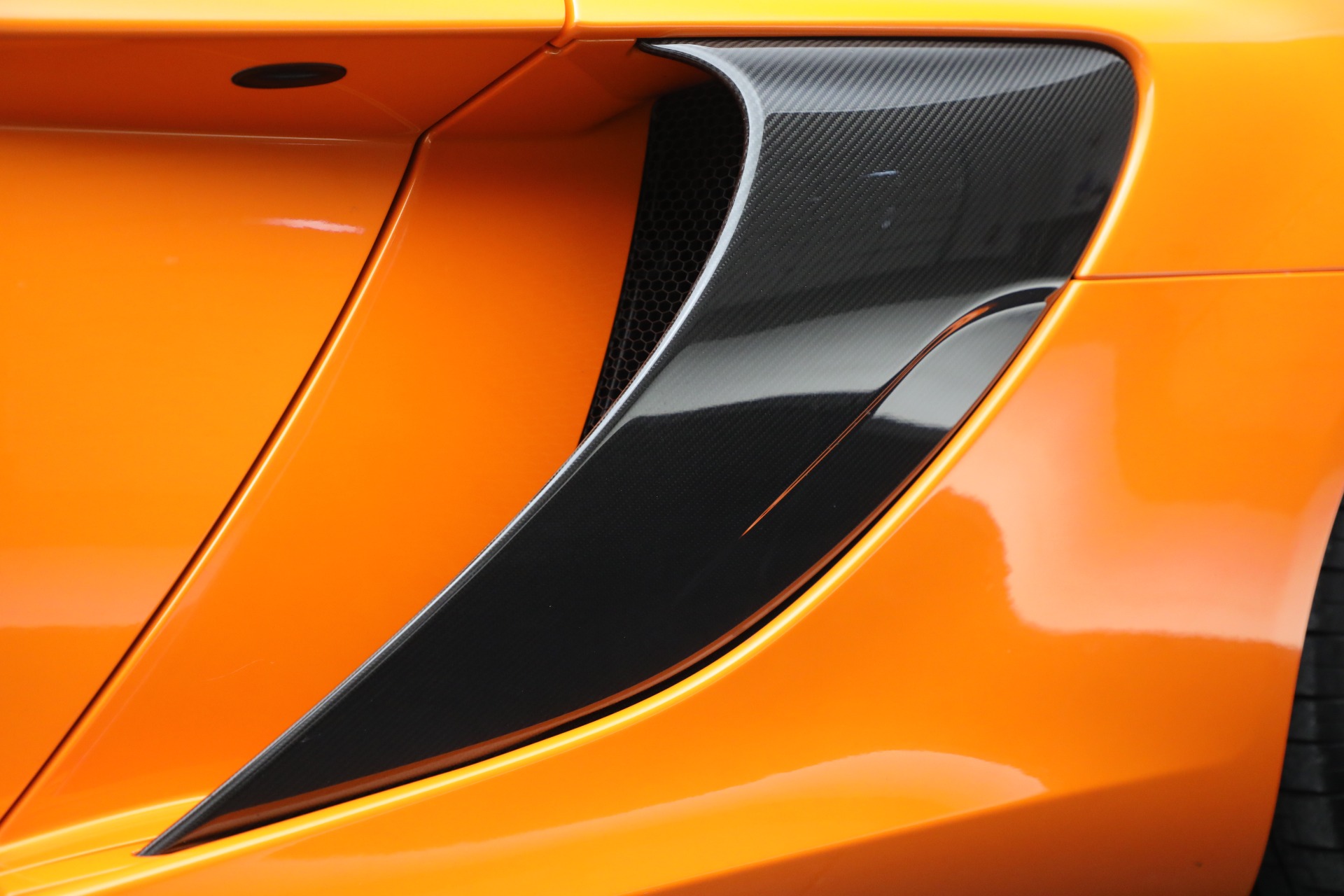 Used-2016-McLaren-650S-Spider