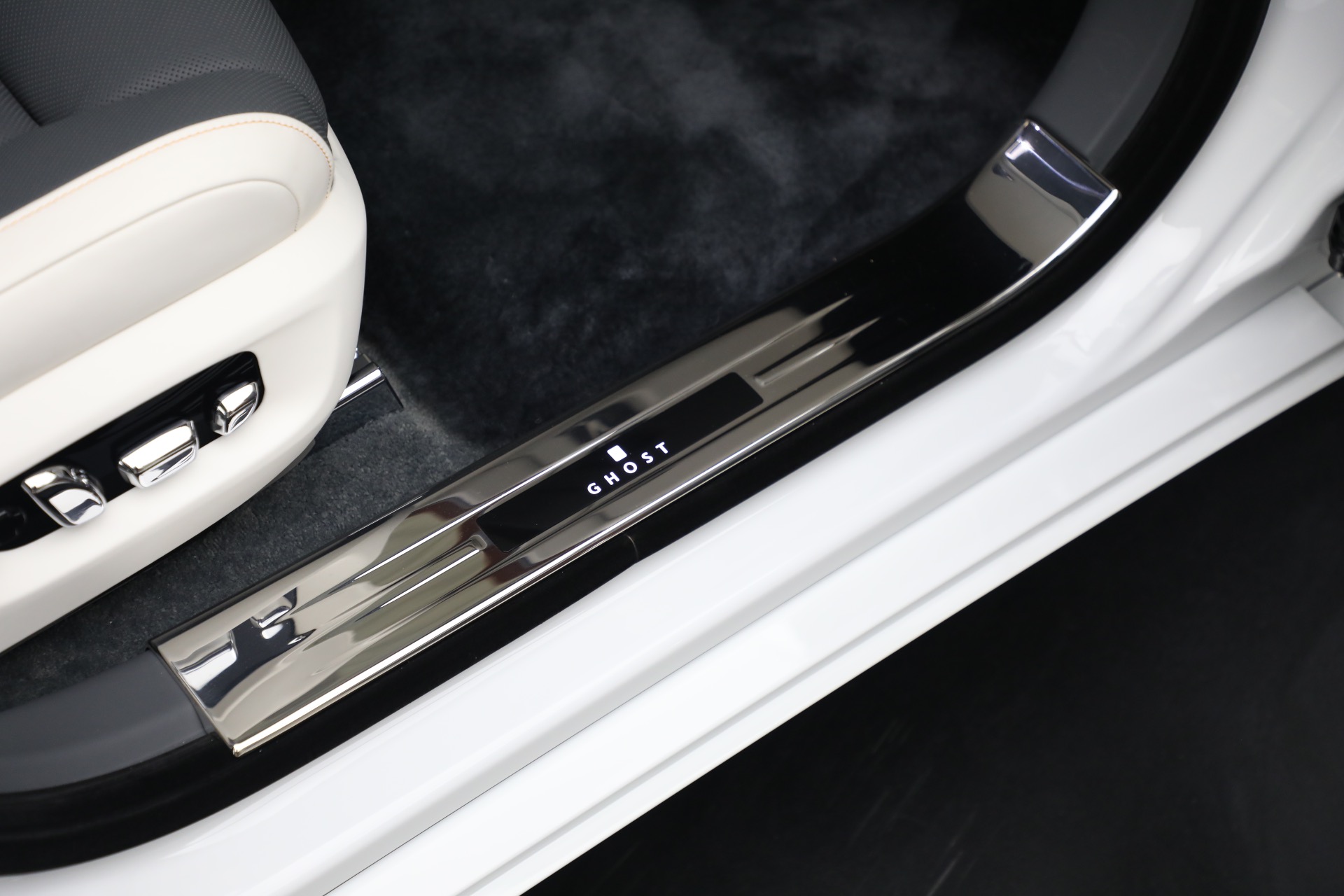 New-2024-Rolls-Royce-Ghost