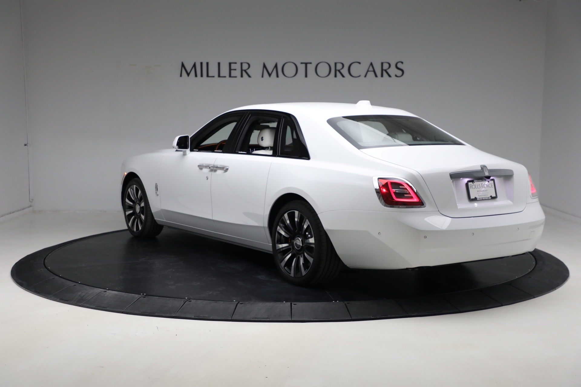 New-2024-Rolls-Royce-Ghost