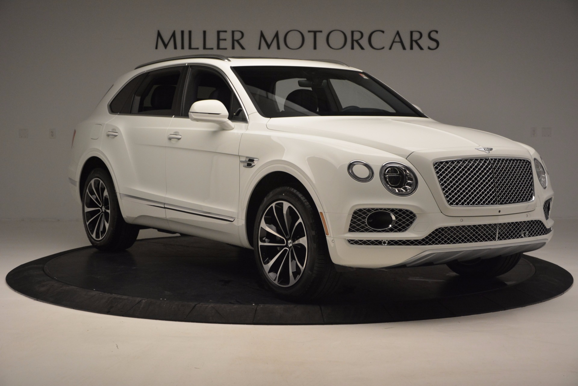 New-2017-Bentley-Bentayga