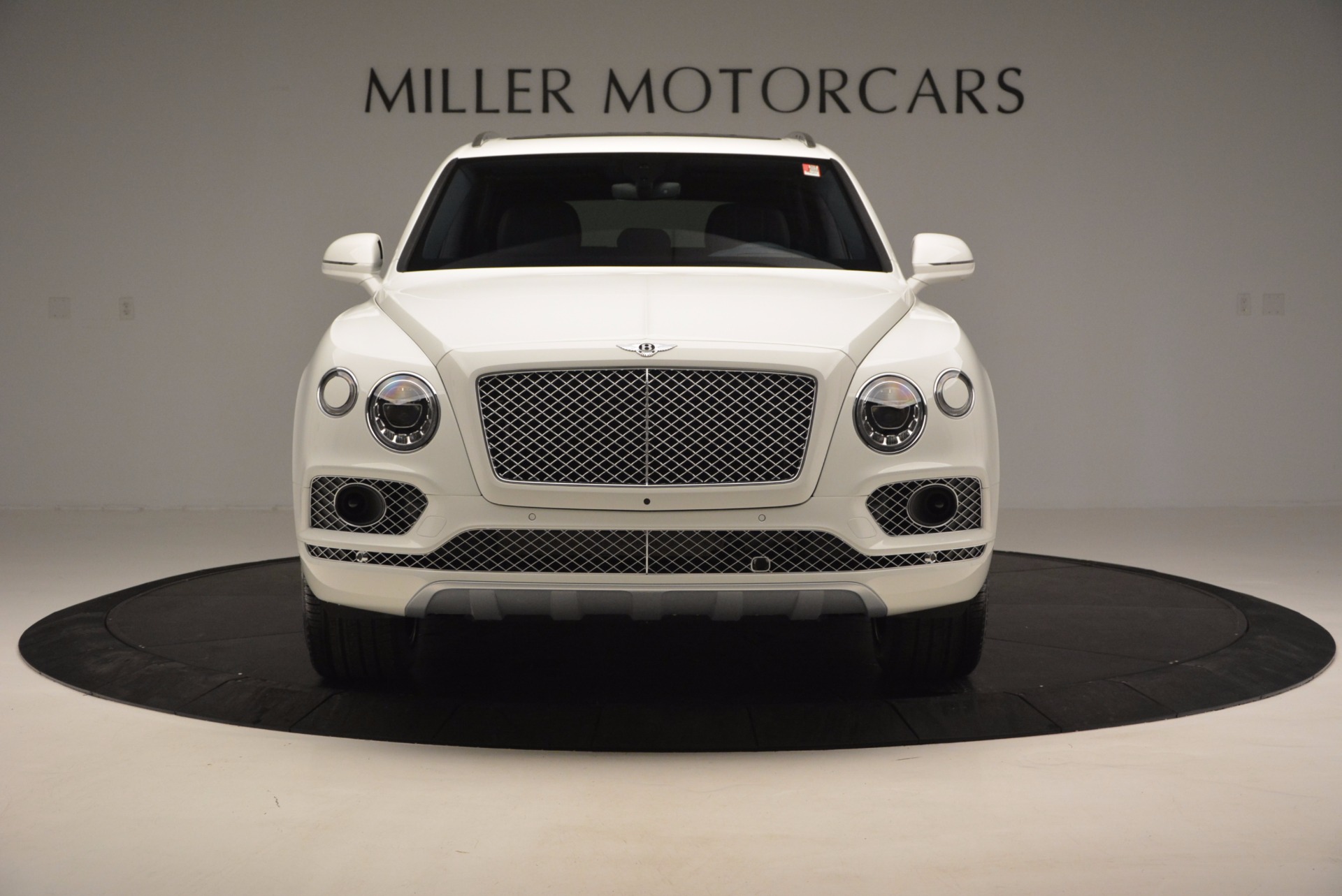 New-2017-Bentley-Bentayga