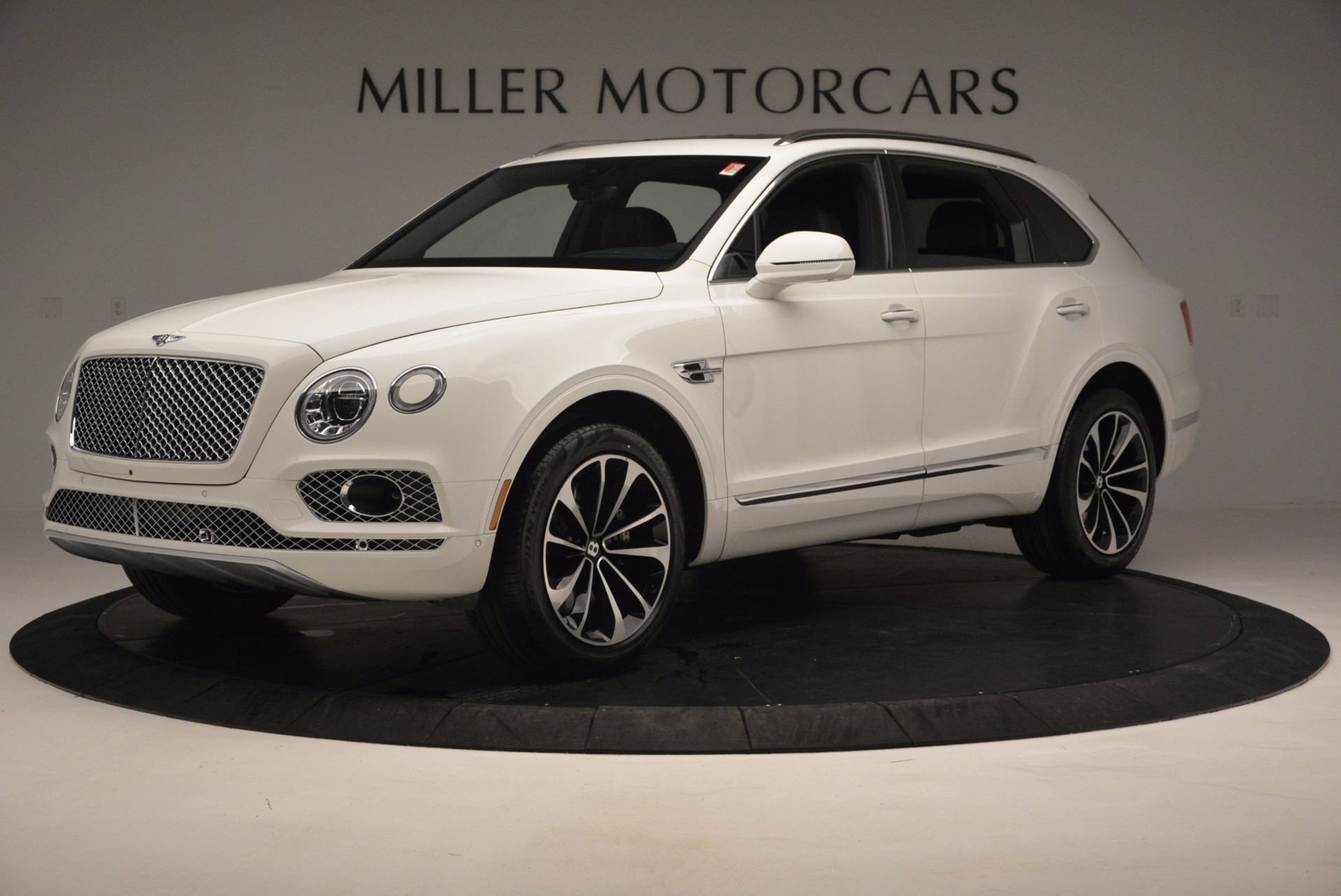 New-2017-Bentley-Bentayga