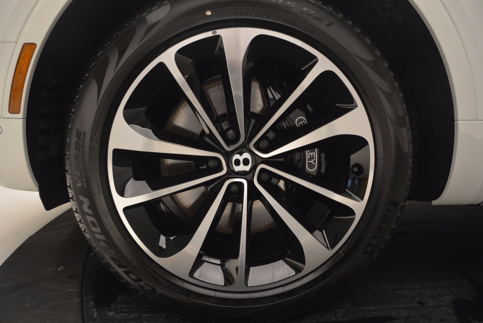 New-2017-Bentley-Bentayga